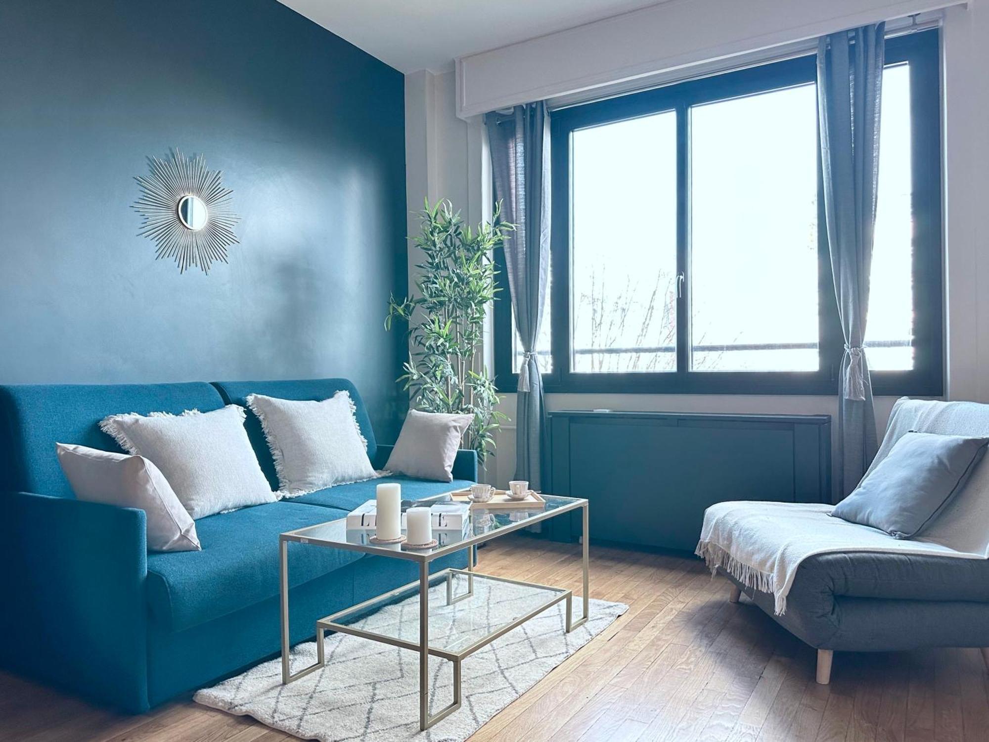 Stylish Apartment With A Balcony In Παρίσι Εξωτερικό φωτογραφία