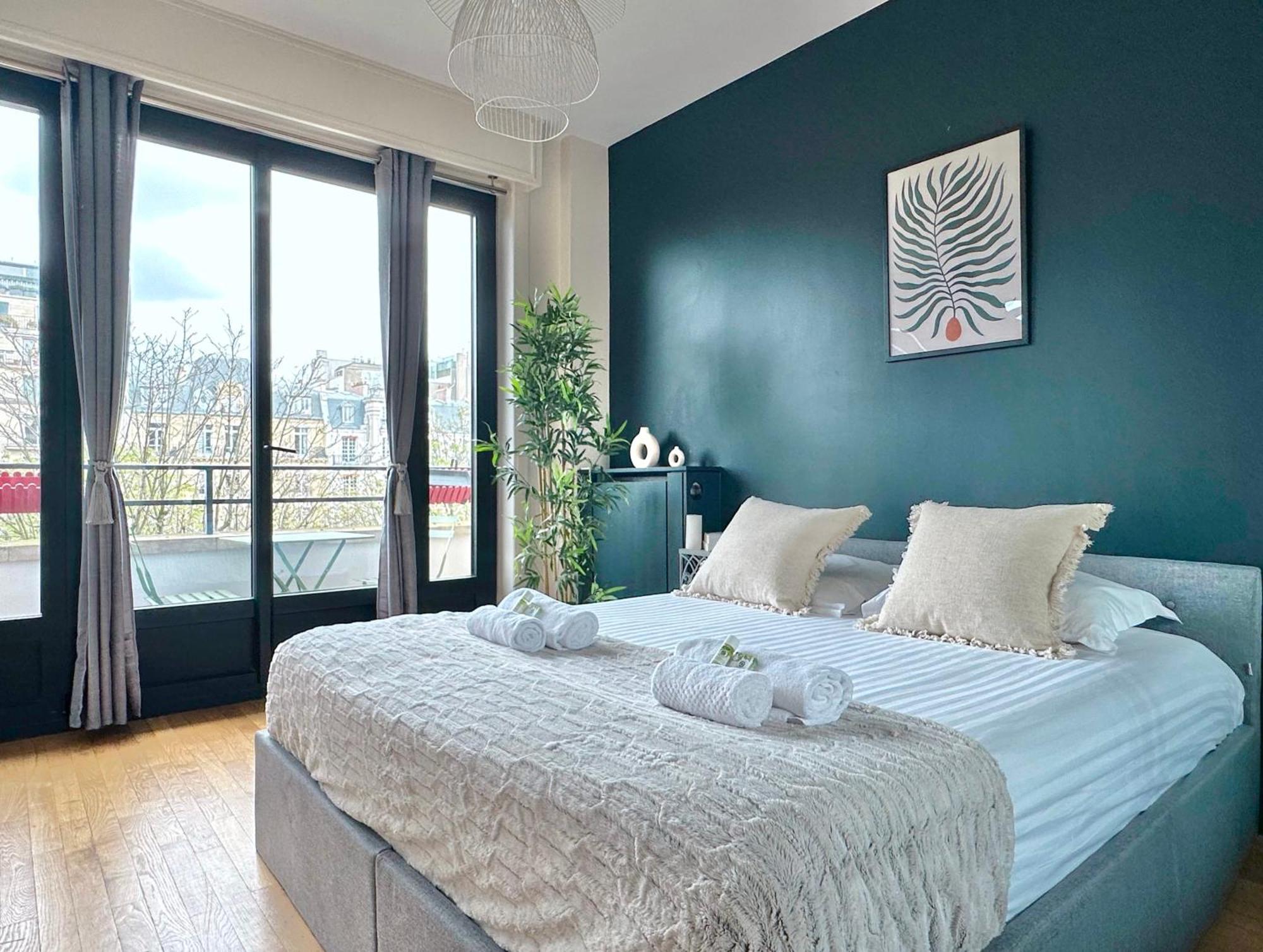 Stylish Apartment With A Balcony In Παρίσι Εξωτερικό φωτογραφία