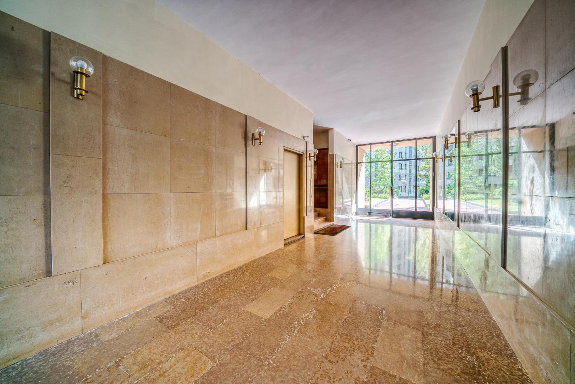 Stylish Apartment With A Balcony In Παρίσι Εξωτερικό φωτογραφία